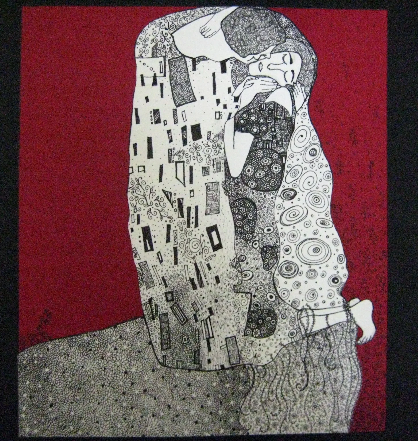 Jennifer Sanchez Kiss.jpg