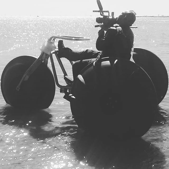 Amphibious production rig
