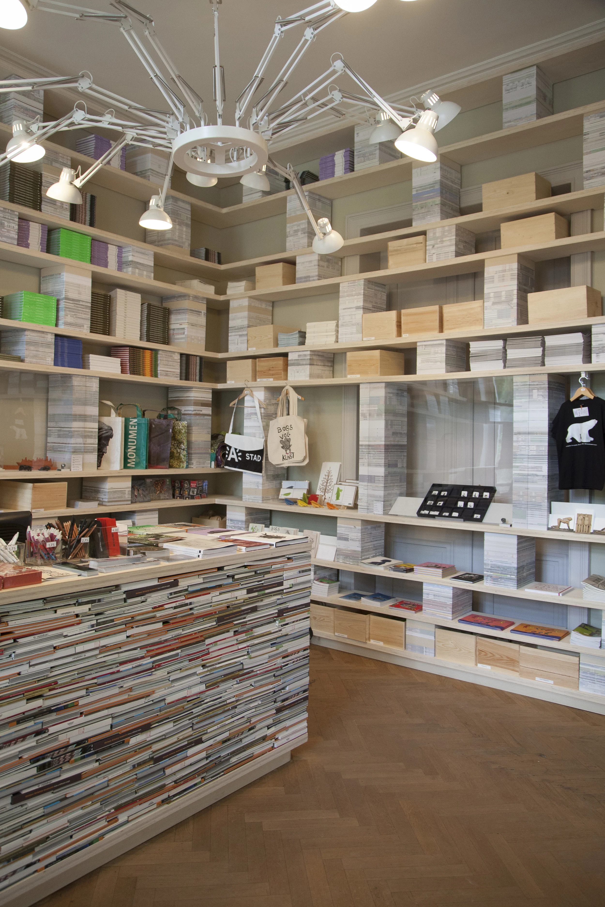 037-Middelheim Shop 06.JPG