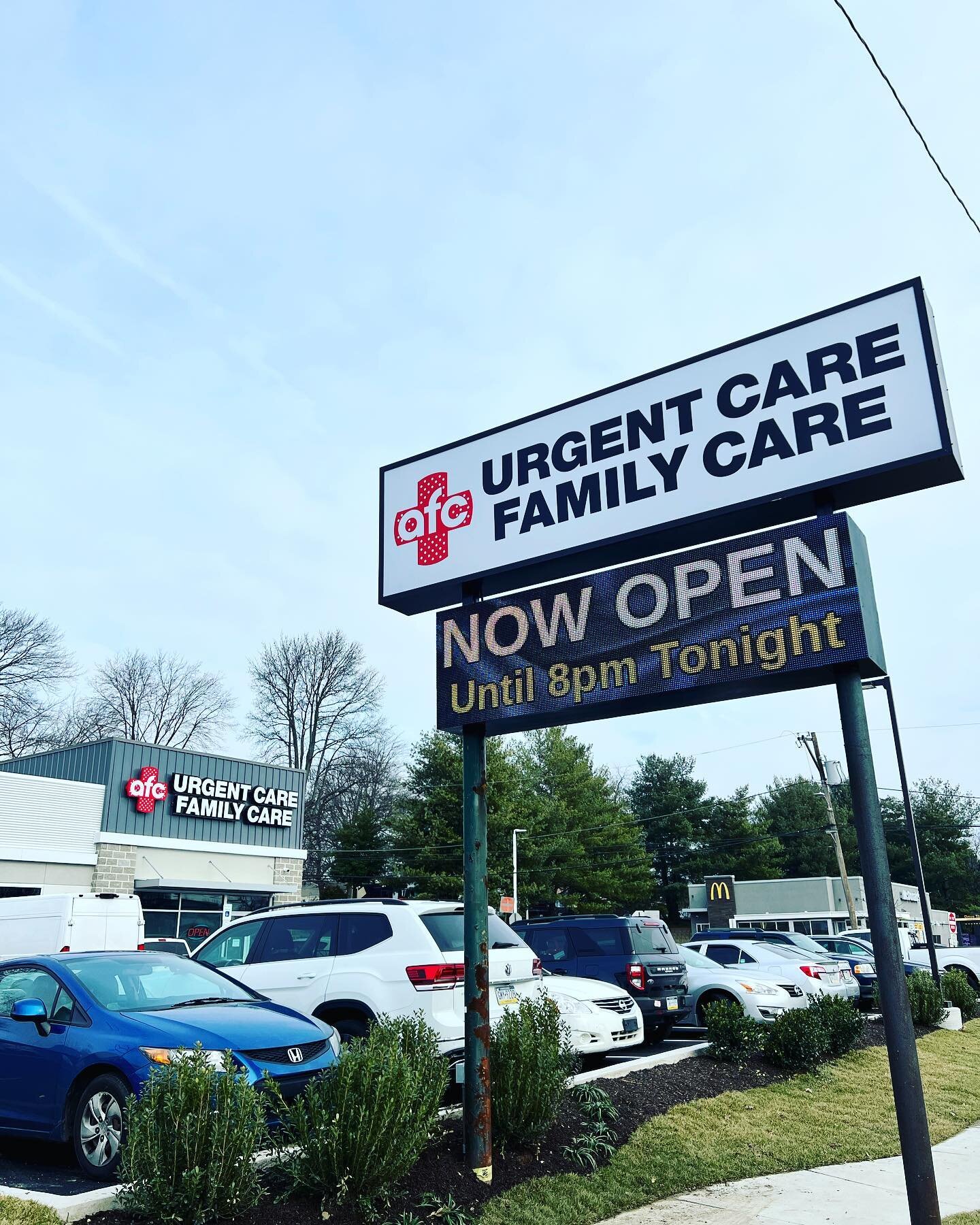 American Family Care (Holmes, PA), NOW OPEN. Our team is proud to provide another premier urgent care facility to our area. Great work to everyone involved!
#buildforourfuture #camfredconstruction #medicalfitout #projectcomplete