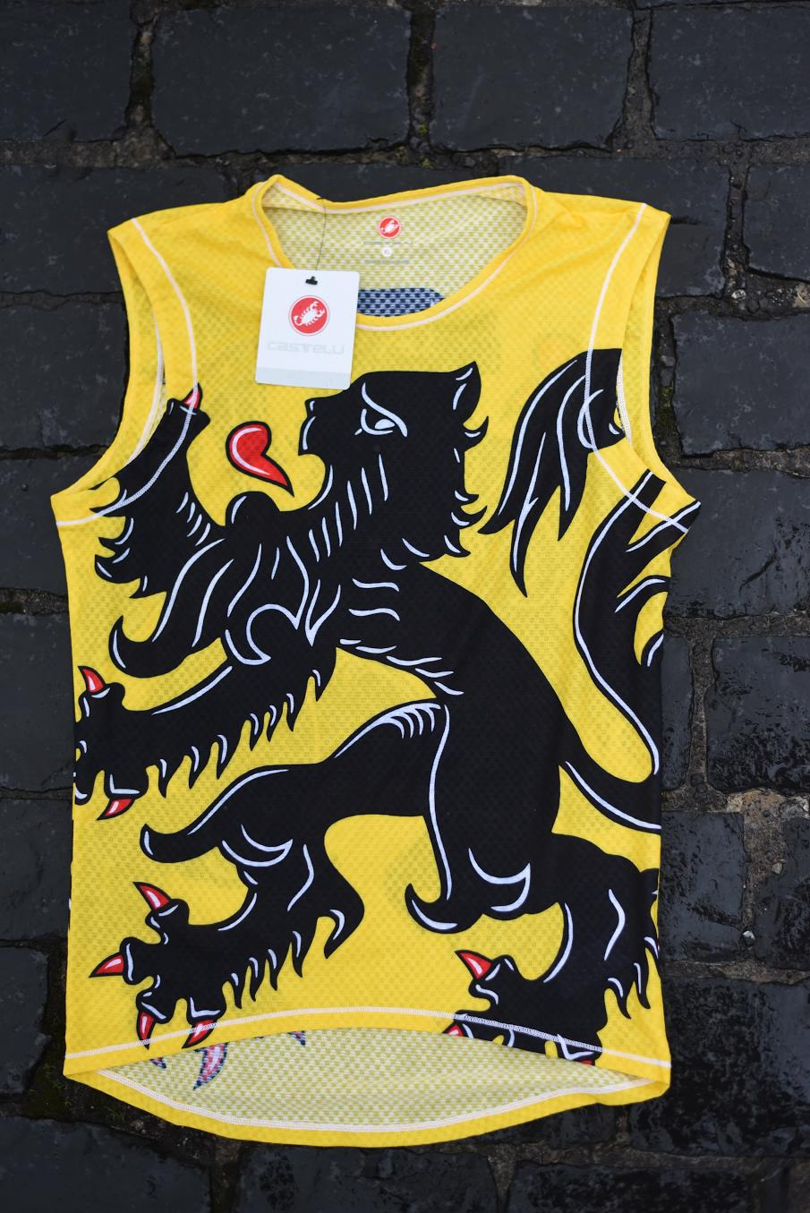 YellowFlanders01.png