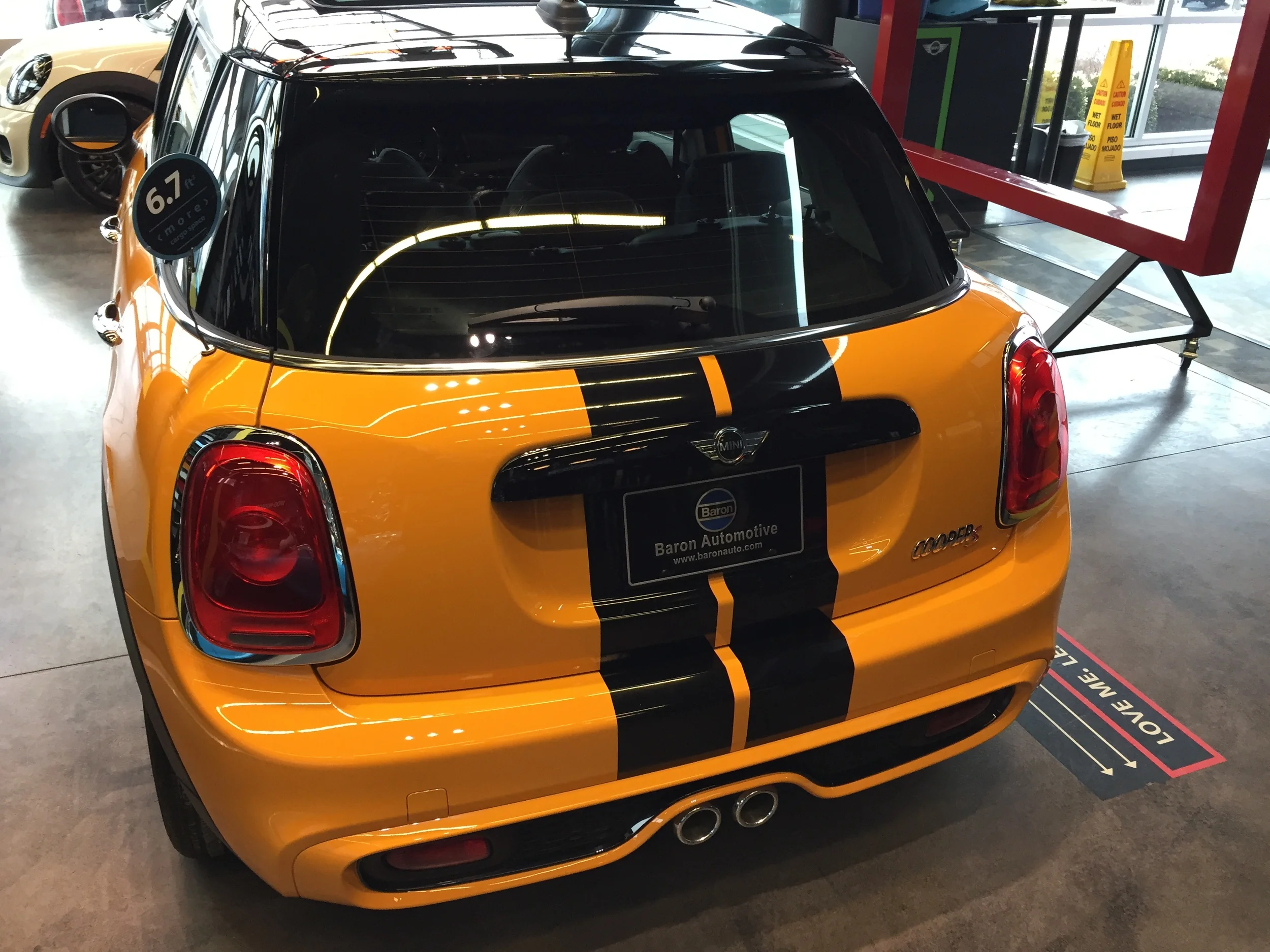 Black sport boot stripes - MINI 4 door.
