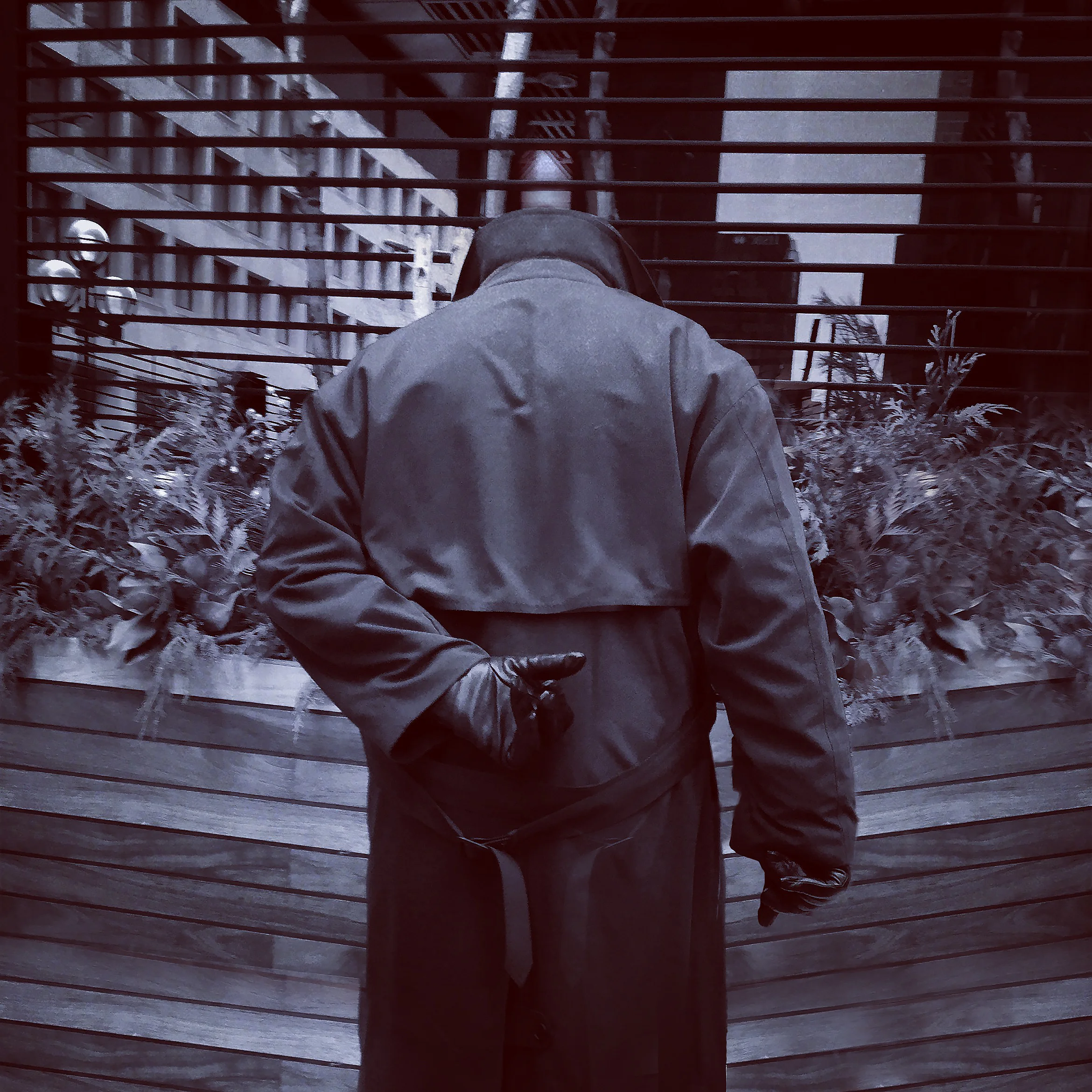6.HEADLESSMAN.jpg