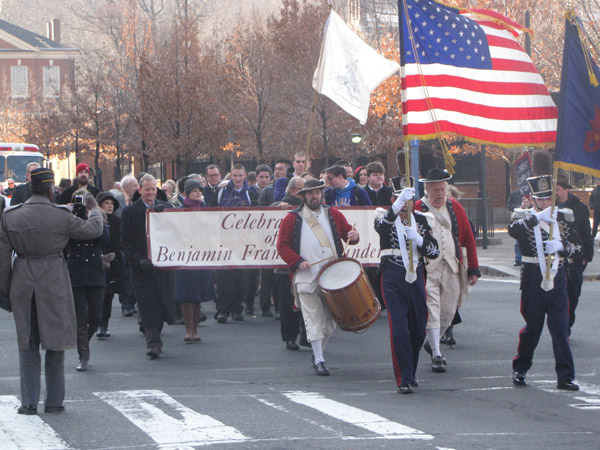 Procession_01 2014.jpg