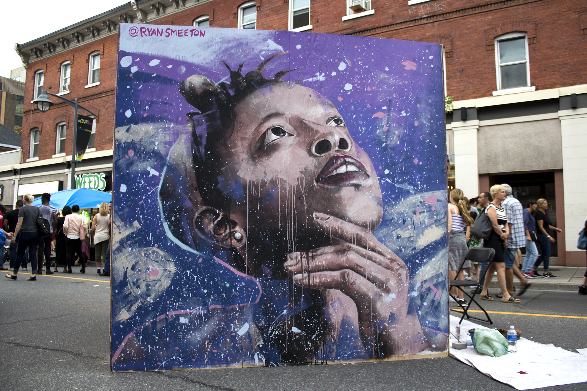 Live Painting for Bank Street Glow Fair