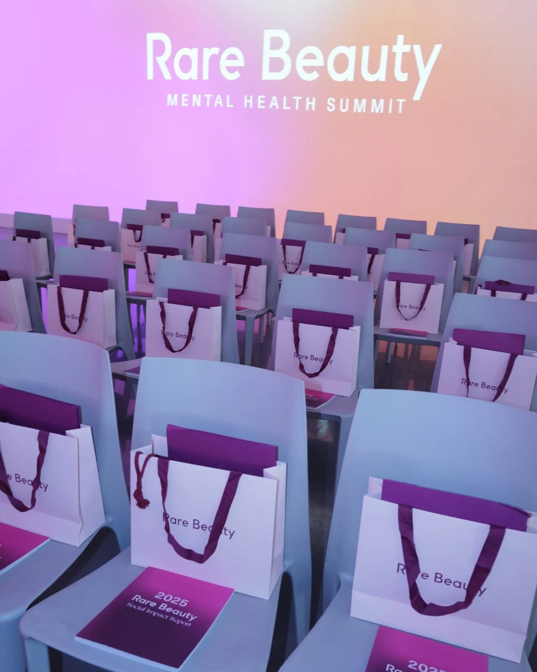 Designed to feel soft, open, and welcoming. @rarebeauty for the Mental Health Summit in New York City.⁠
⁠
Project: Rare Beauty Mental Health Summit⁠
Client: @rarebeauty⁠
Florist: @oliveefloral⁠
Mocktail Sponsor: @drinksensori⁠
Lunch Sponsor: @eatlitt