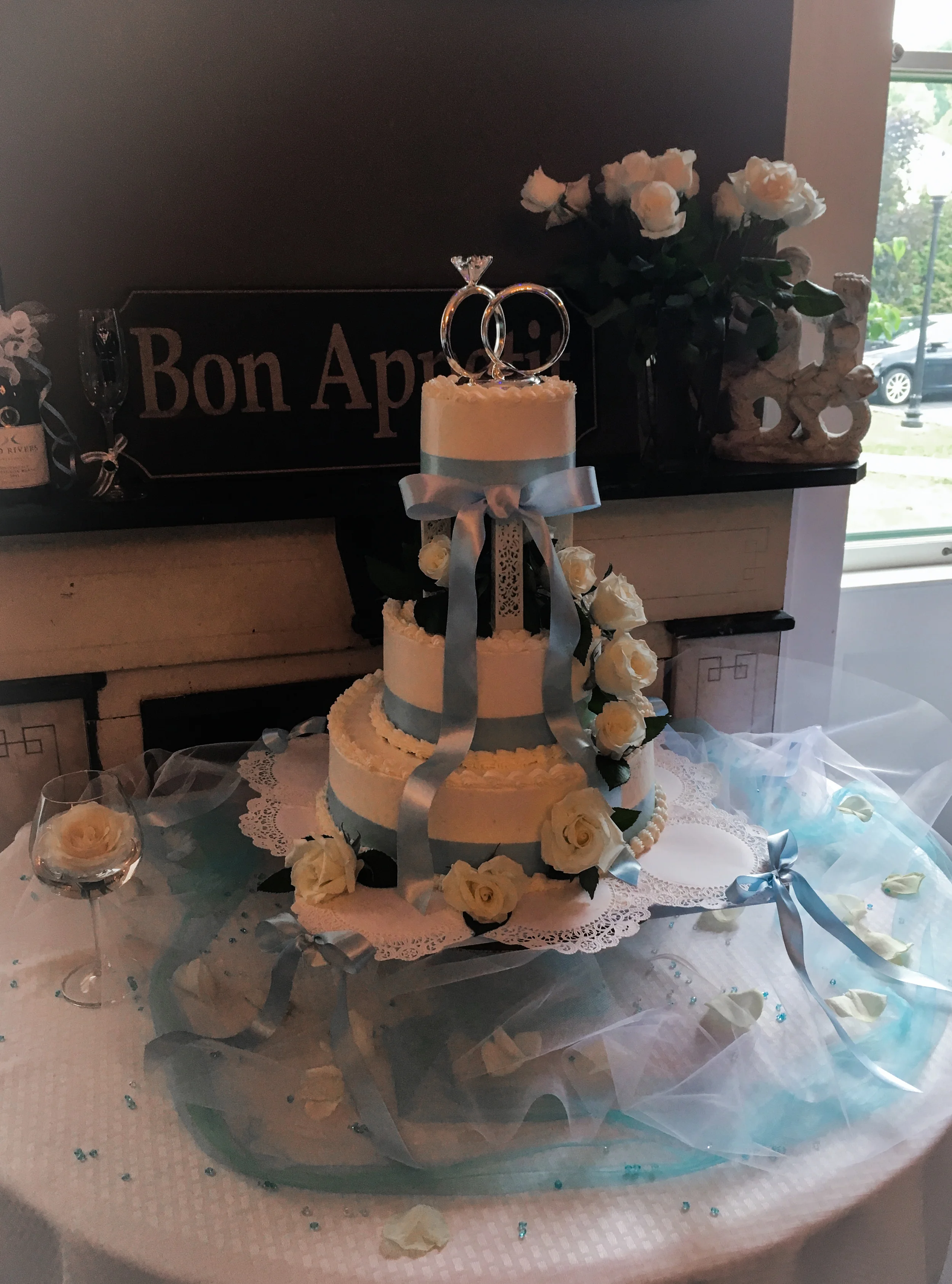 wedding cake (1 of 1).jpg