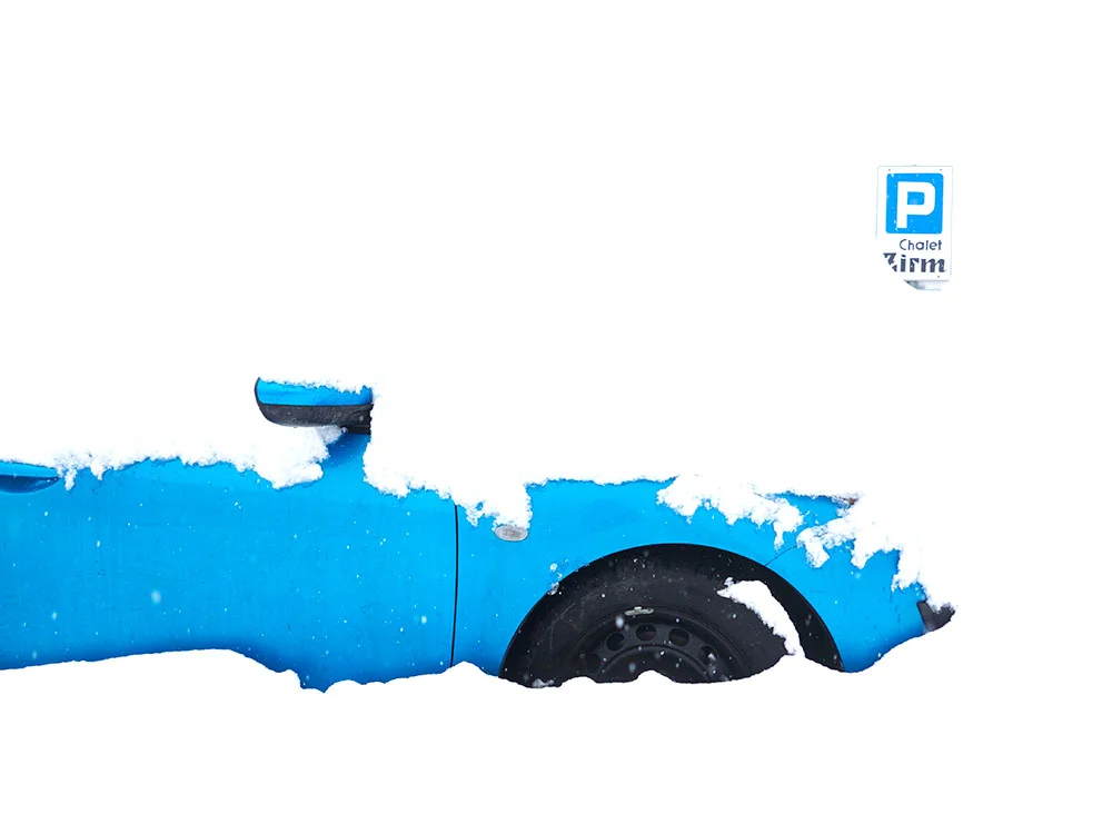 THE BLUE CAR