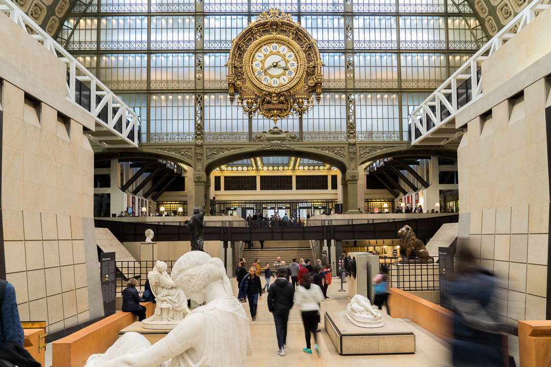 The Musée d'Orsay was originally a railway station. The French government transformed the buiding in 1977 to a museum. Inaugurated in 1986, it harbors paintings, sculptures, decorative arts, photography and drawings. The museum presents in all its diversity, the evolution of the western world art from 1848 to 1914 with masterpieces of Cezanne, Bazille, Rodin, Van Gogh, Monet and many more. The grand hall with the entrance of the musuem and the famous original clock dating from its trainstation times.