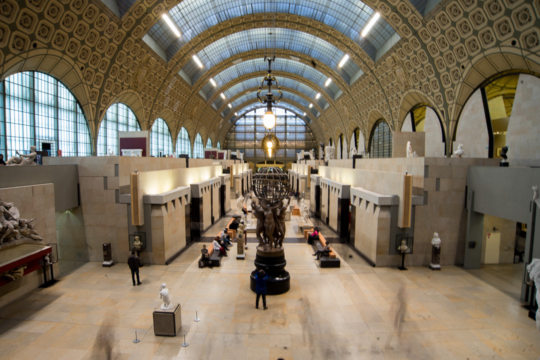 The Musée d'Orsay was originally a railway station. The French government transformed the buiding in 1977 to a museum. Inaugurated in 1986, it harbors paintings, sculptures, decorative arts, photography and drawings. The museum presents in all its diversity, the evolution of the western world art from 1848 to 1914 with masterpieces of Cezanne, Bazille, Rodin, Van Gogh, Monet and many more. The grand hall of the musée d'Orsay, facing the clock and the entrance.