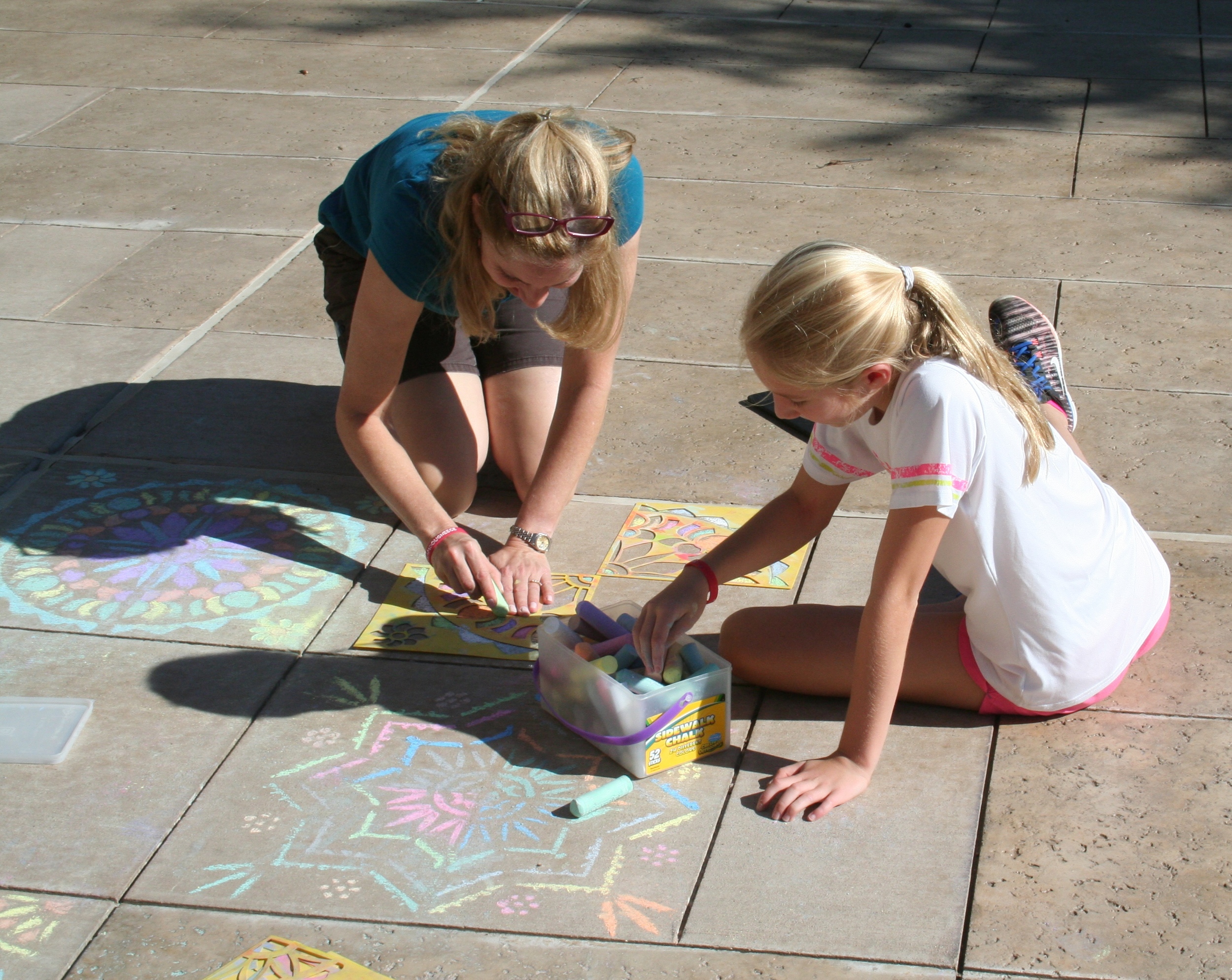  Rangoli Stenciling at Diwali Festival 