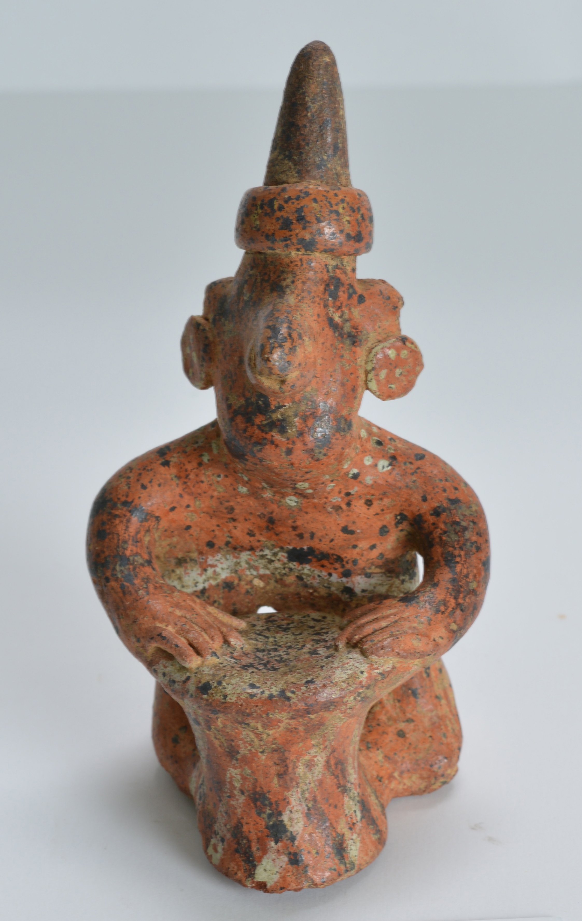 Nayarit, Male Figure with Drum, 50 BCE - 250 CE, ceramic, Gift of William O. Gross Jr. 1987.009