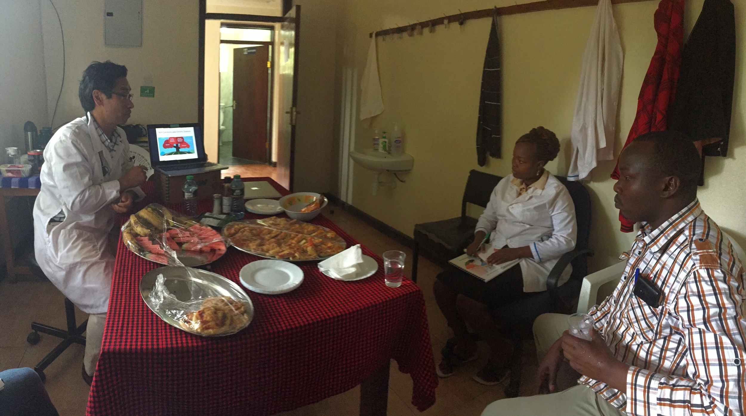 Dr. James teaching a class on COPD, a chronic lung disease that makes it difficult to breathe. 
