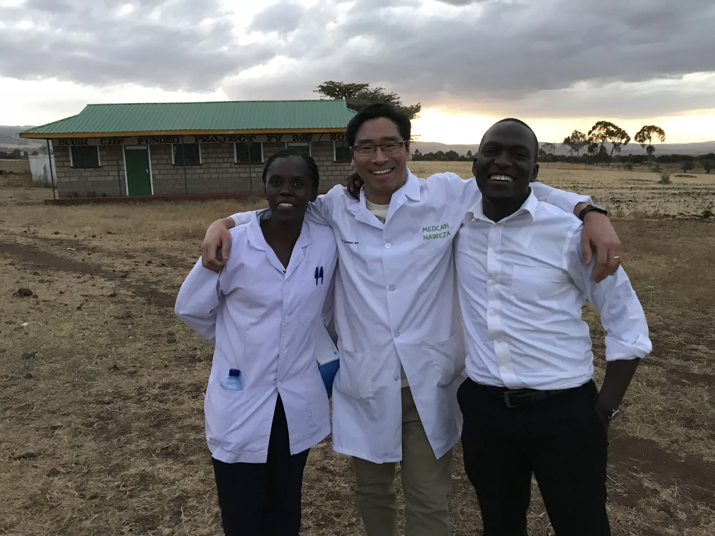 Here I am with Nurse Lydia and Nurse Hagai at the end of the outreach. The day started with lots of people eager to be seen at our outreach in the Meru district.