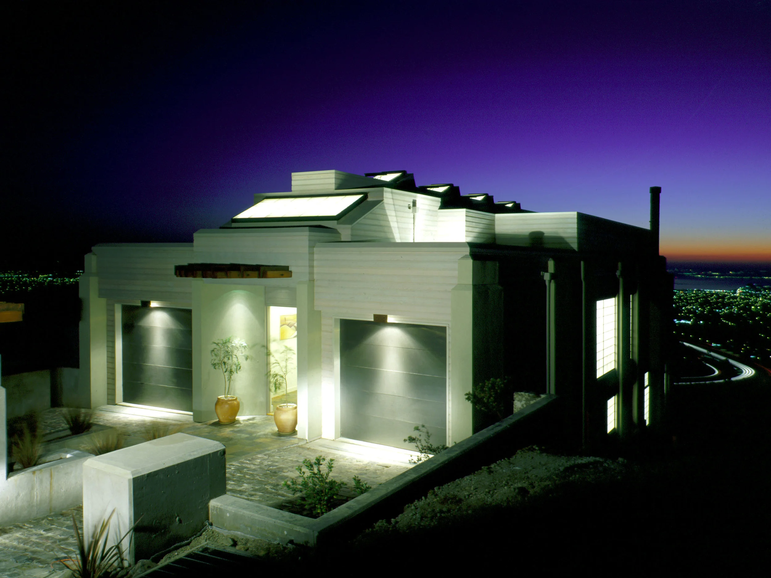 HILLER HIGHLANDS HOUSE - 1992