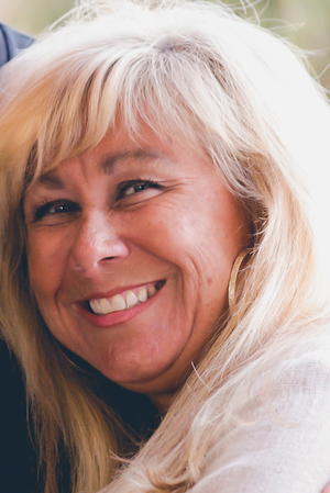 Teri-Blaising-photo-for-Nanci's-website.png