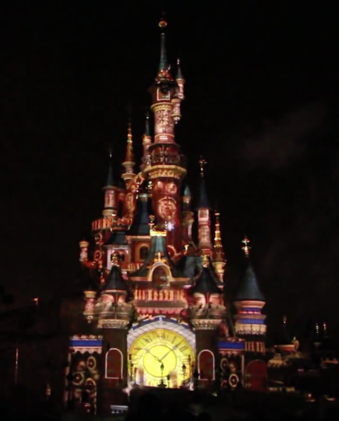 Disneyland Paris Dreams of Christmas