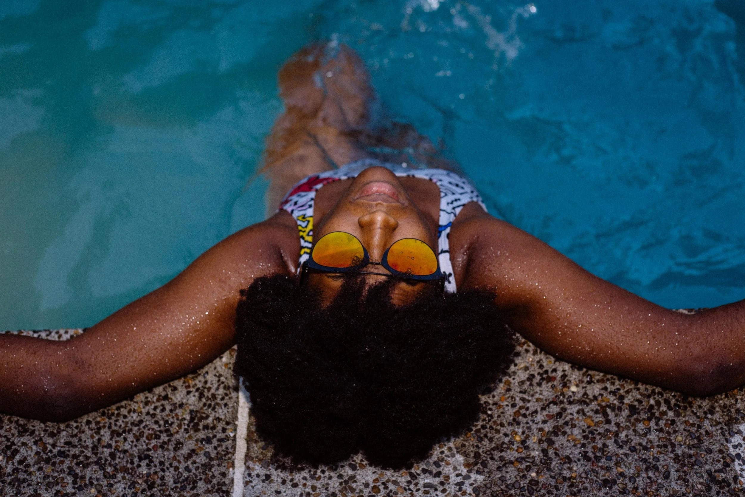 gritchelle-photo-lifestyle-portrait-swim.jpg
