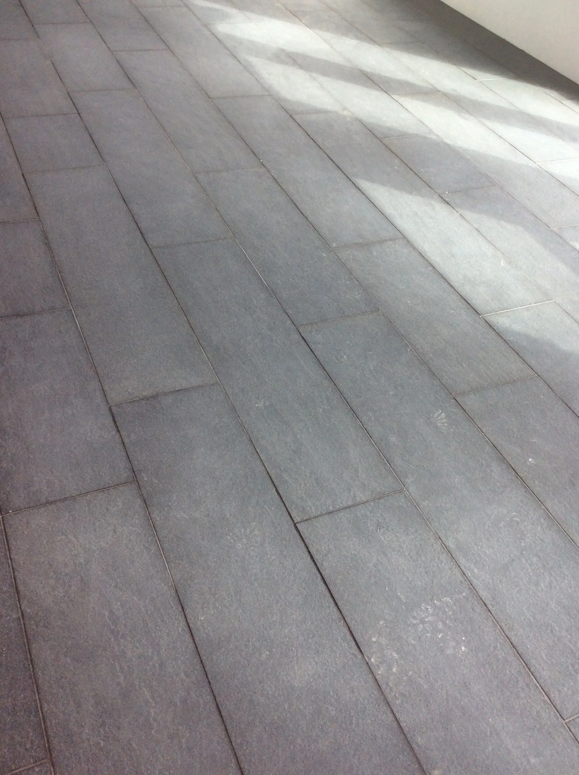 1-Alcove Thermaled Running Bond.JPG