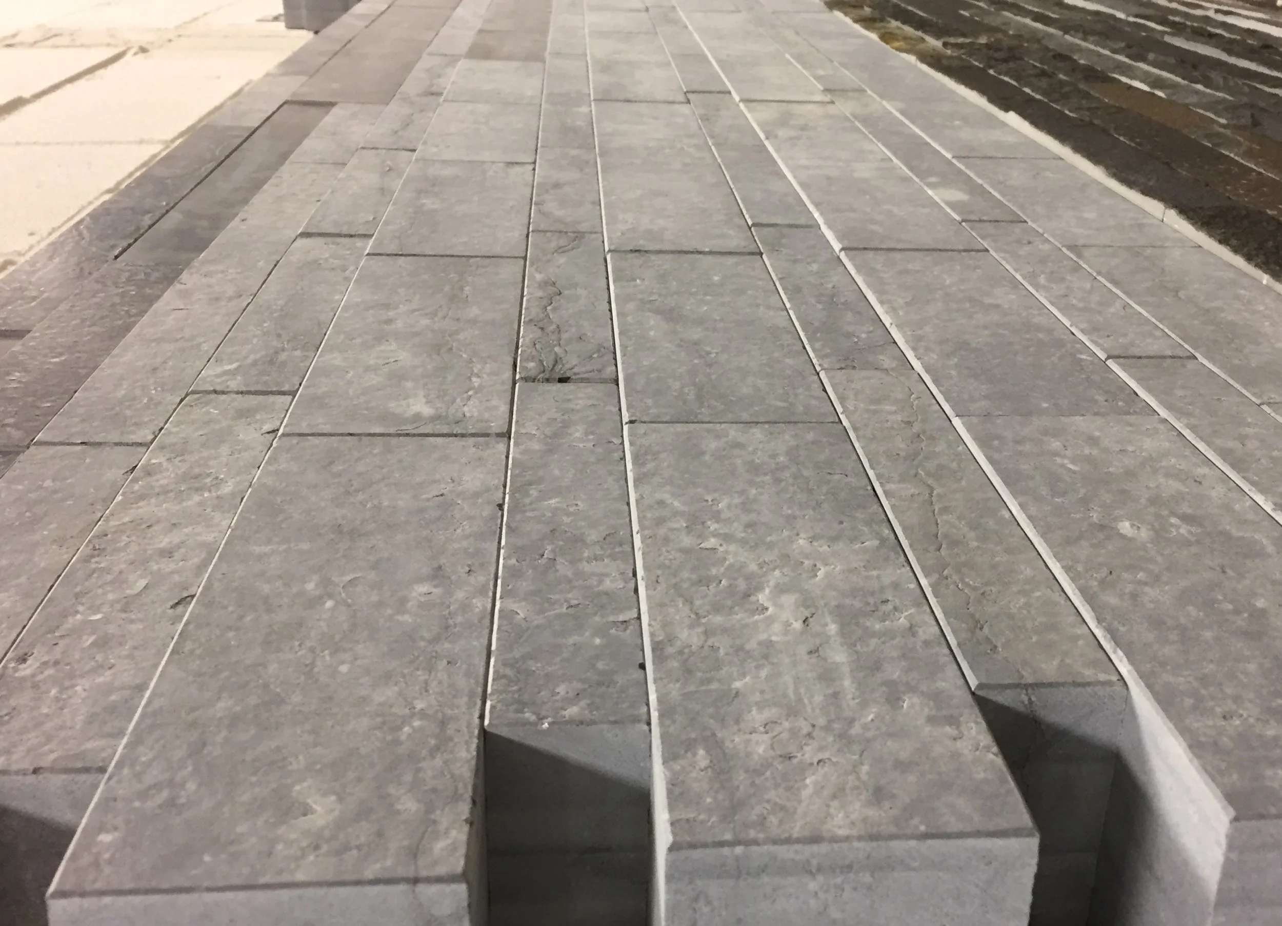 2-Onondaga Running Bond .JPG