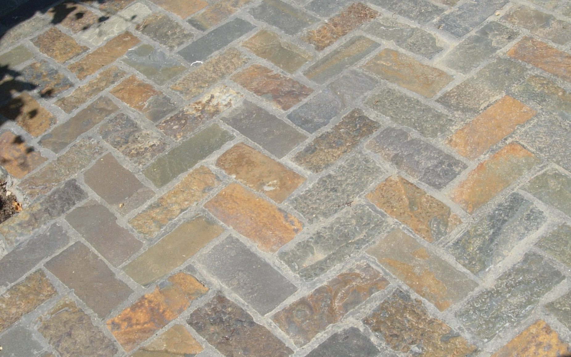 1-Alcove Paving Bricks.JPG