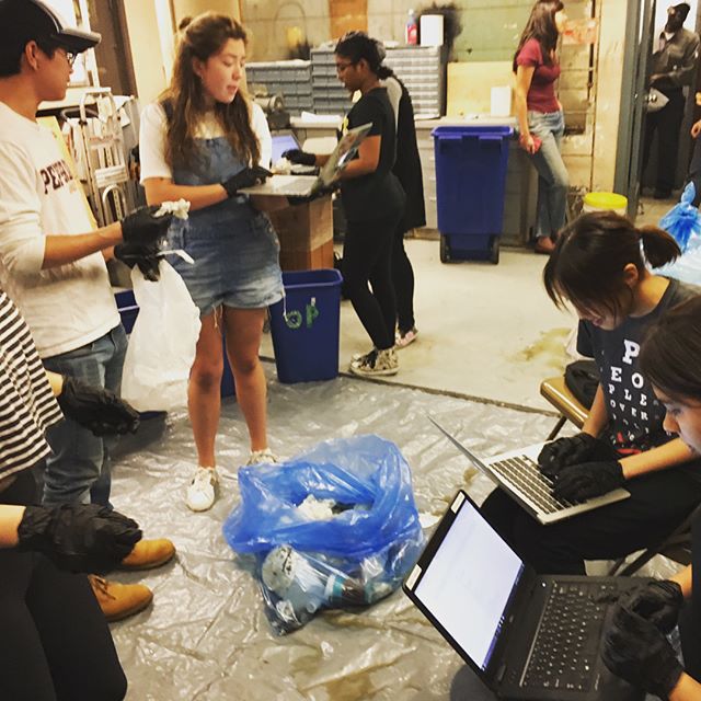 Had a great time sorting with the @nyucas zero waste team on Friday! Can't wait to see what this group can do for #NYU. #zerowaste #recycling #compost #wasteaudit