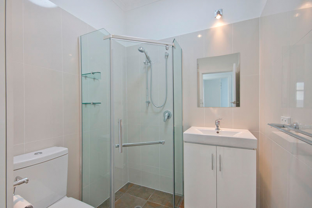 Radic-Plumbing-Bathroom-07.jpg