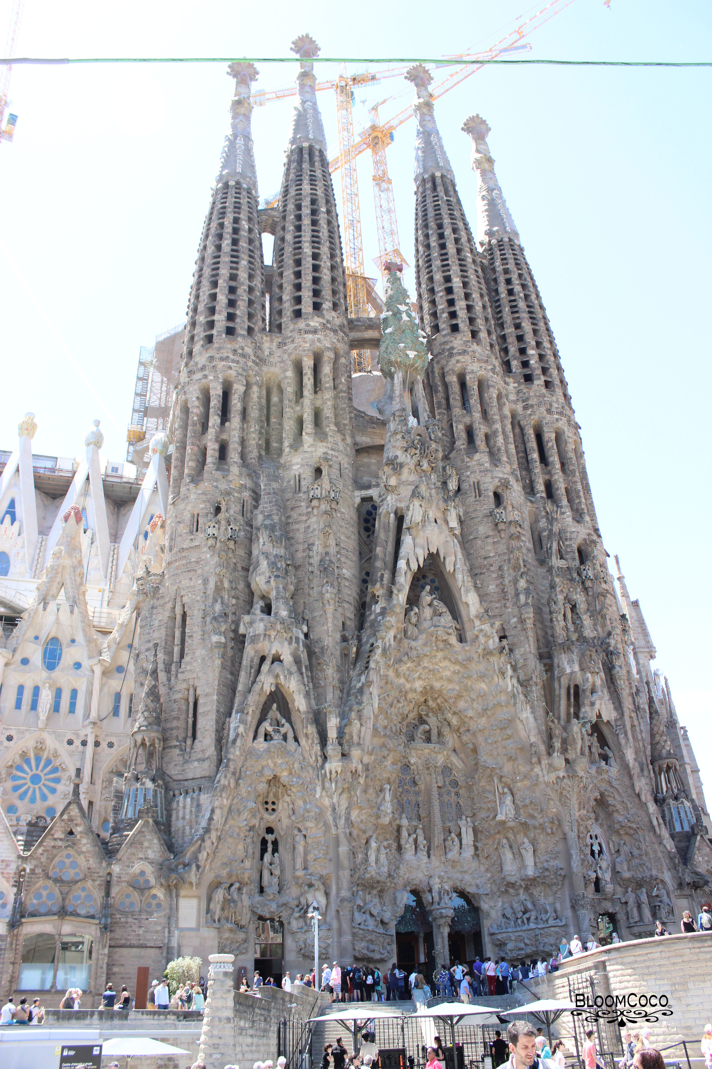 SagradaFamilia1.jpg