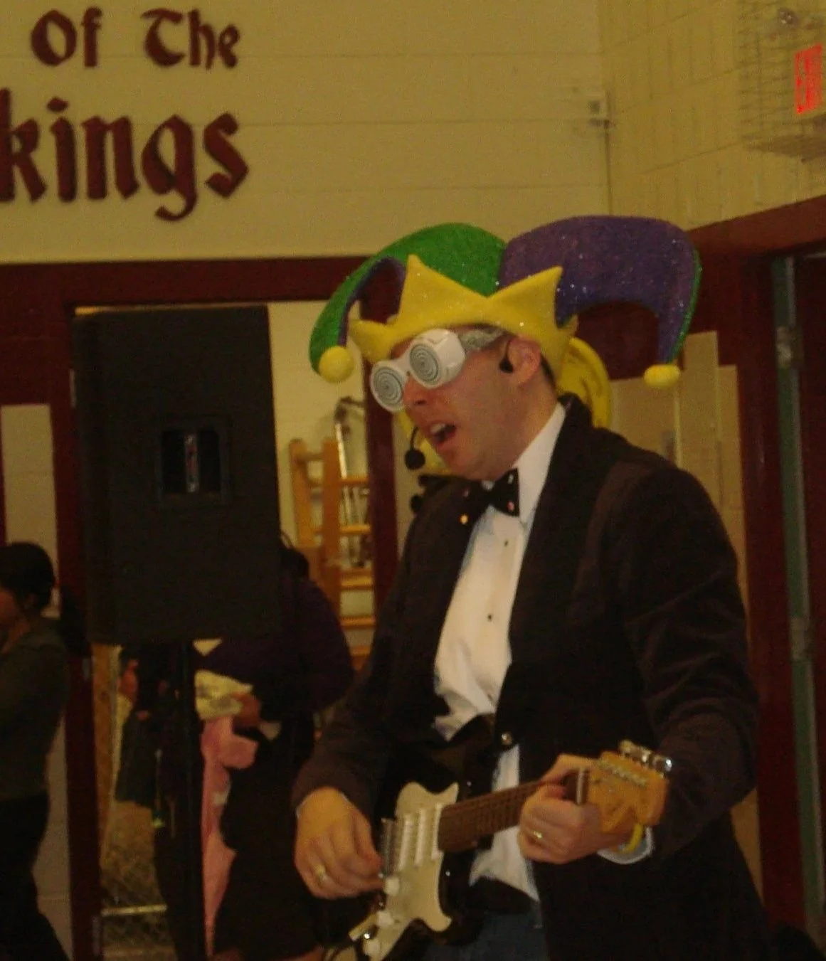 2010_04_23_SHI_Kids_First_Day_Show_Pics-From_Troys_Cam15.jpg