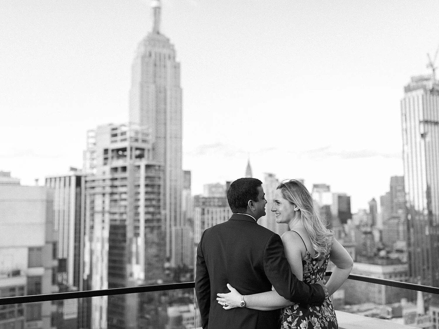 Manhattan Rooftop Engagement_0018.jpg