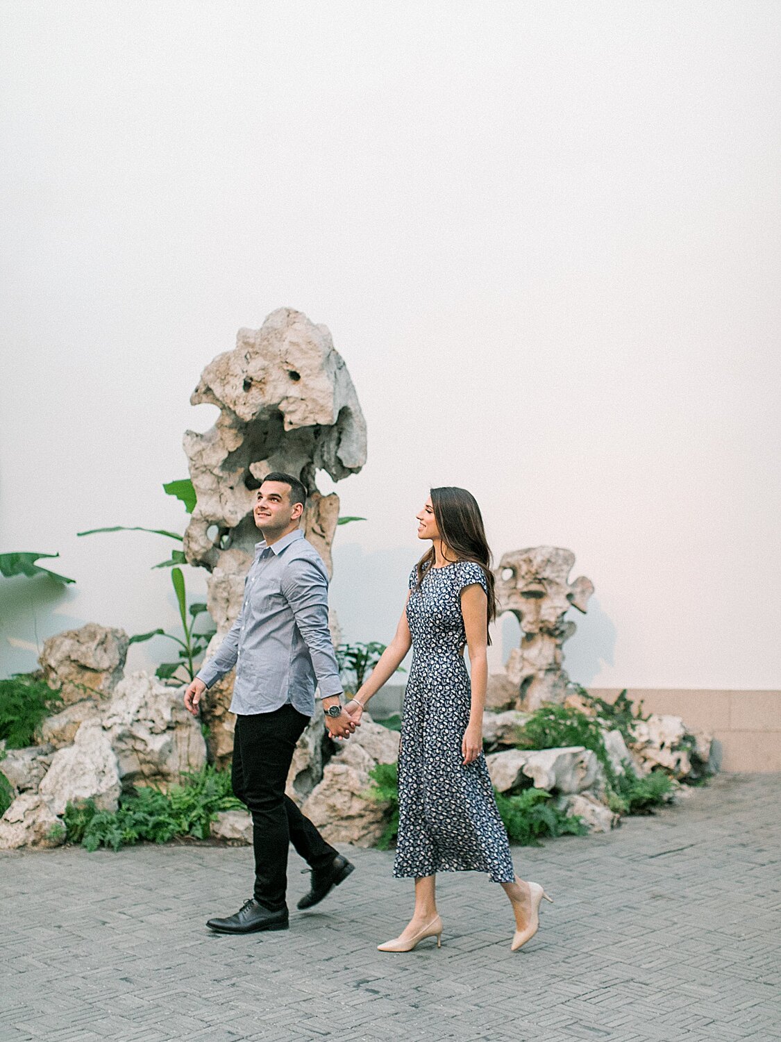 chic engagement photos at The Metropolitan Museum of Art with Asher Gardner Photography