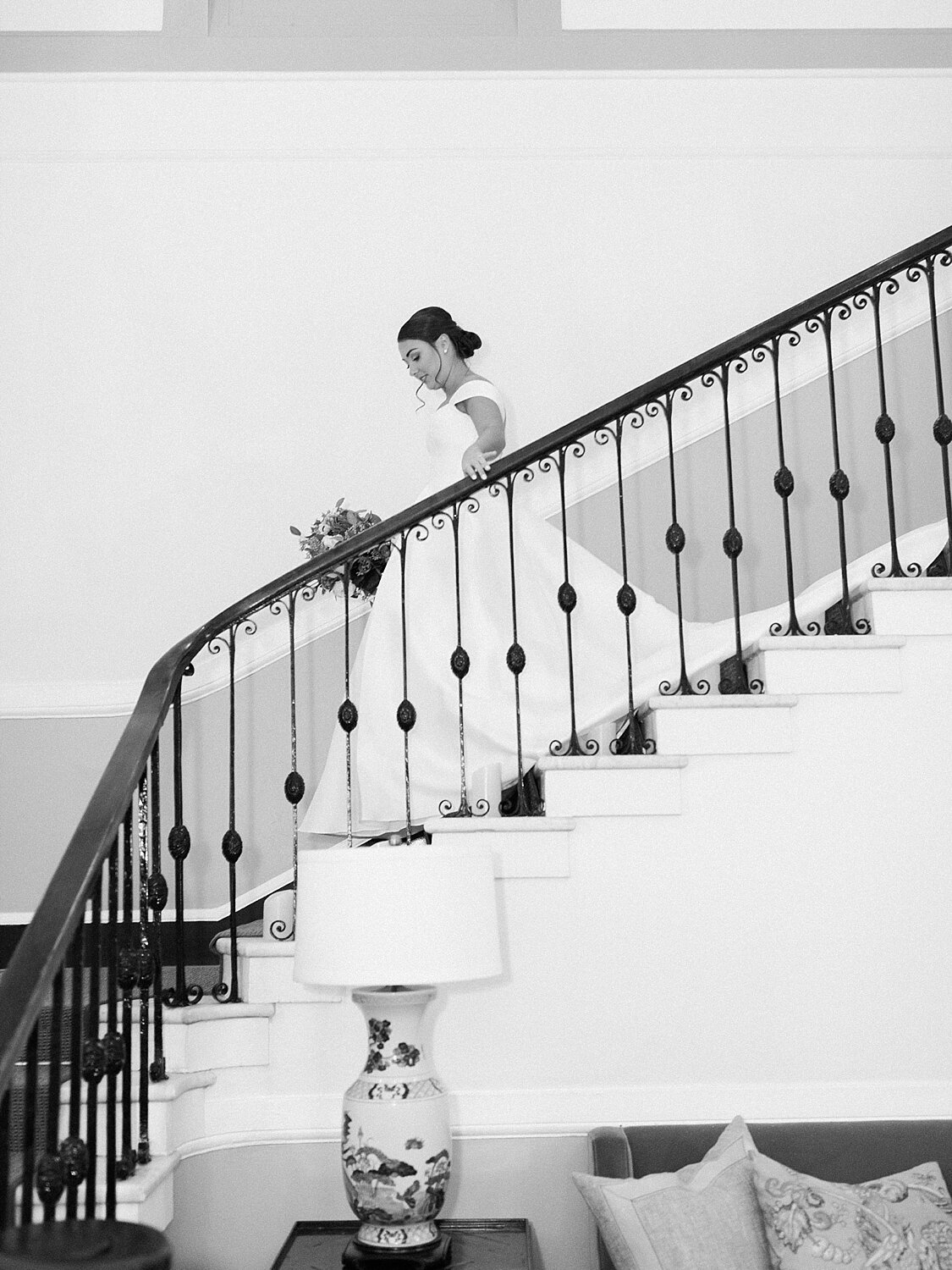 bridal portraits in the Mansion at Oyster Bay with Asher Gardner Photography