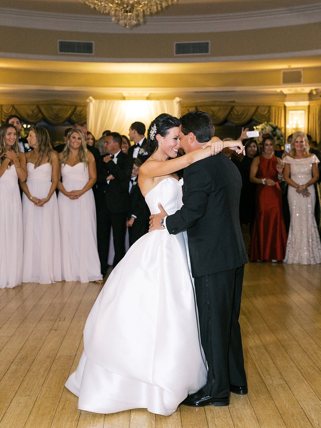 first dance at Oheka Castle with Asher Gardner Photography