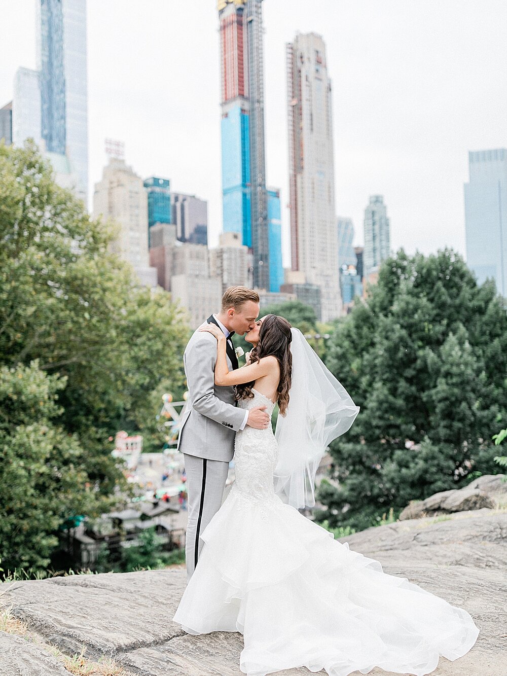 Battery Gardens wedding portraits | Tri-State area wedding venues photographed by Asher Gardner Photography