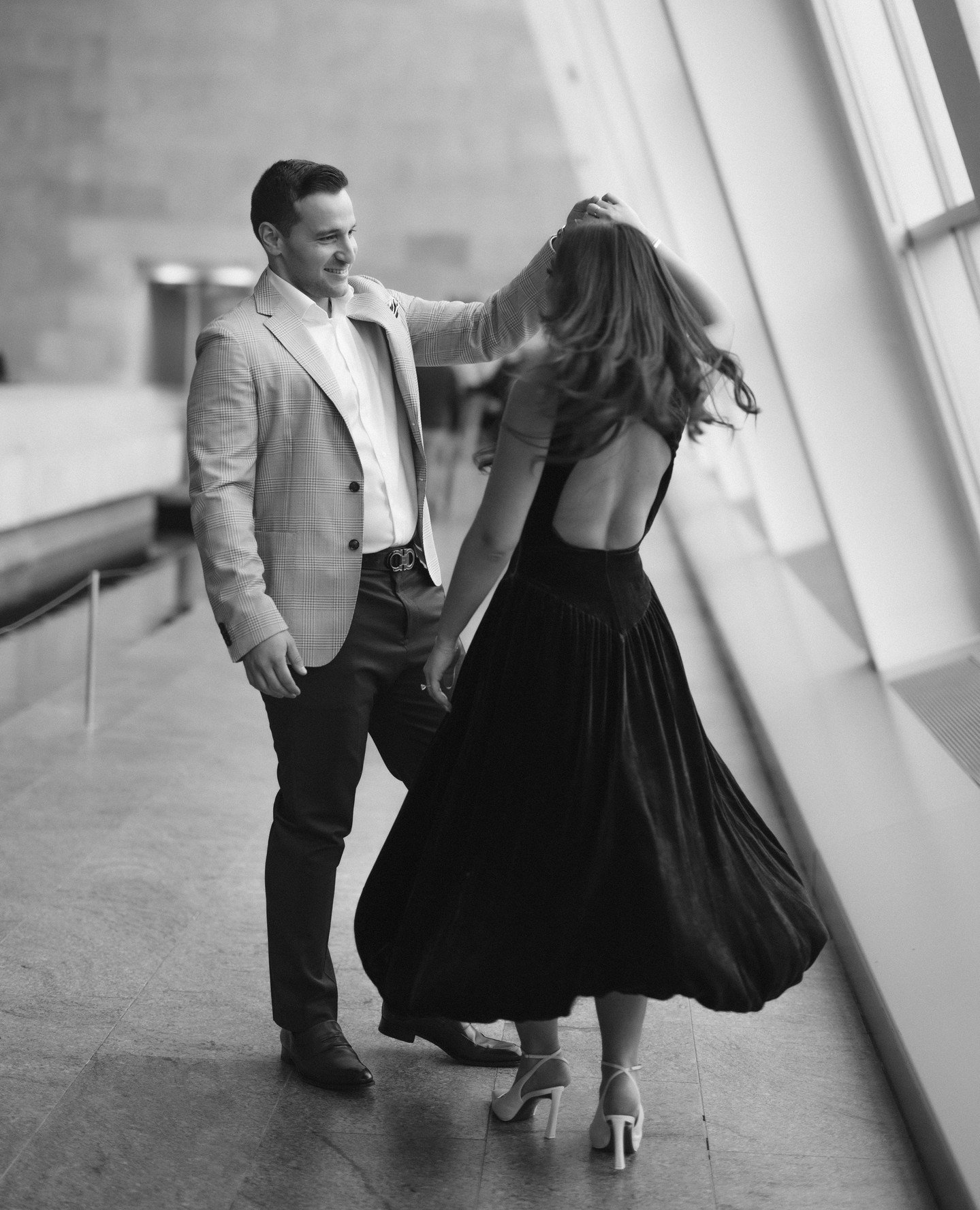 Want to love your engagement photos?  Let's MOVE! I adore helping couples loosen up in front of the camera. We don't have to worry about &quot;posing&quot; but instead, I help you focus on guided interactions and also capturing candid moments.  This 