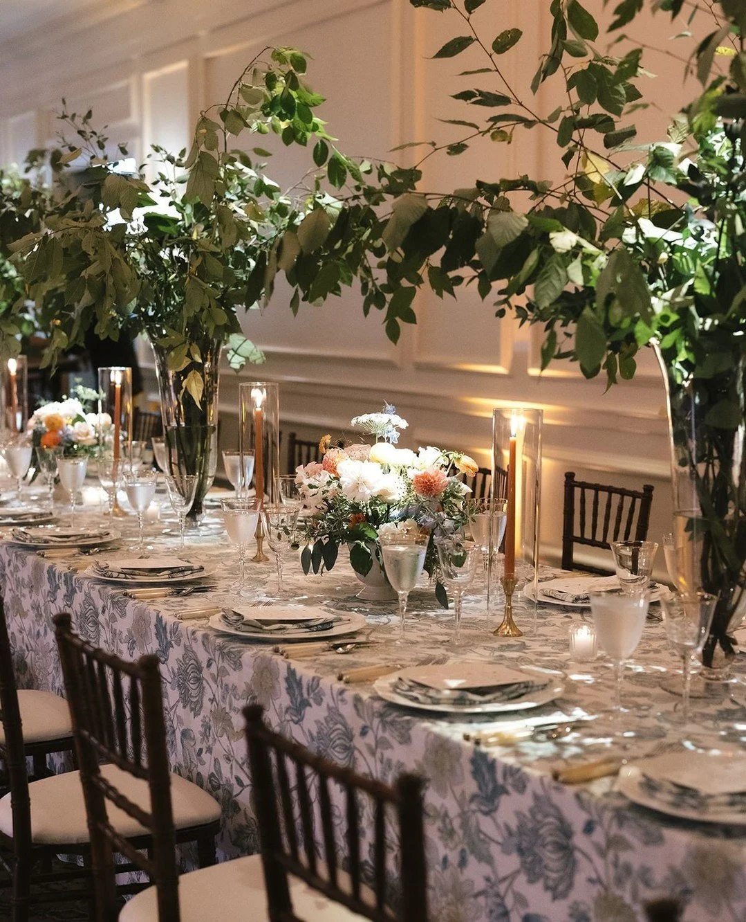 Planner: @coppercricketevents⁠
Florist: @stemsandco⁠
Beauty: @alena.artistry⁠
Band/DJ: @phillysfinestband⁠
Videography: @katia_repina⁠
Invitations: @wouldntitbelovely⁠
Day-Of Paper: @ericajeancalligraphy⁠
Bride's Attire: @amsale @amsaleweddings⁠
Topp