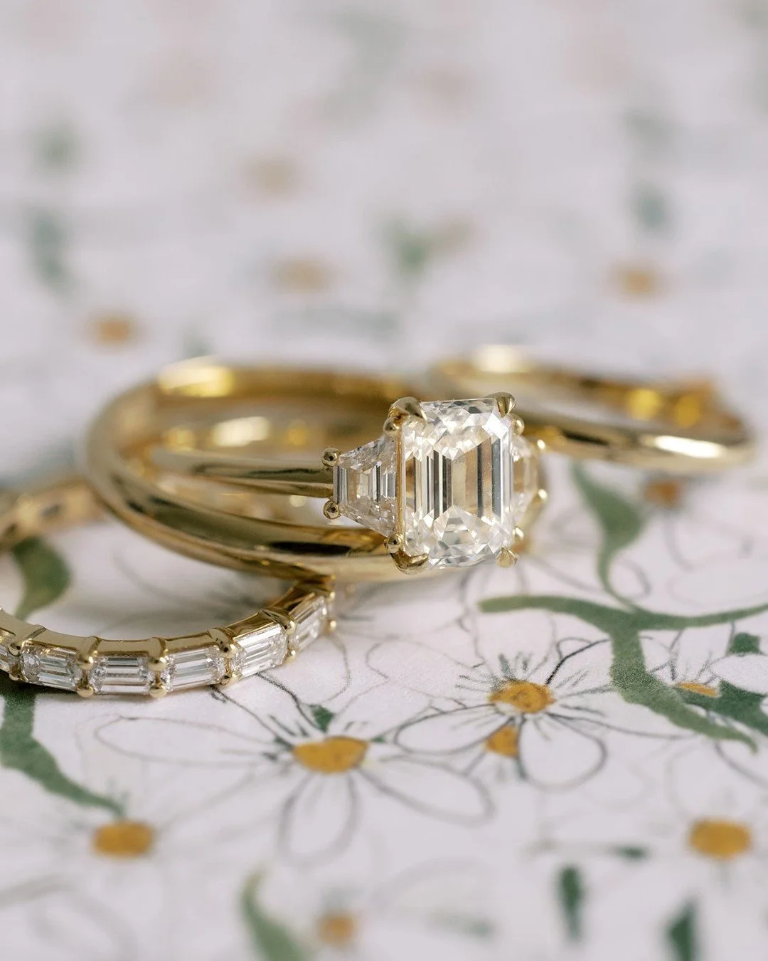 From Valentino shoes to Chanel handbags, enduring classics are my inspiration. I take great care to capture both the details of your wedding day and the moments that naturally unfold during the course of your day. ⁠
⁠
⁠
Venue: @southwoodproperty⁠
Pla
