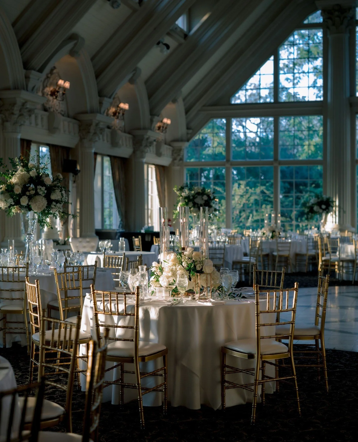Dappled afternoon sunlight might be my favorite... ⁠
⁠
Venue @ashfordestate⁠
Planner @theweddingplanandcompany⁠
Florist @frompeoniestopaintchipsxo⁠
Makeup artist @beautyonlocationnj⁠
Hairstylist @beyoutiful_bride⁠
Entertainment @bvtlive⁠
Videography 
