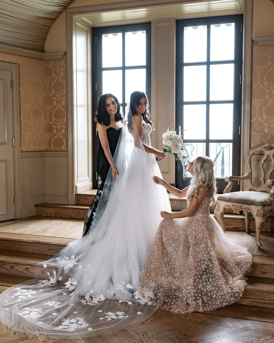 Dreaming of a castle wedding? Me too. 

Venue @ohekacastle / @oheka_weddings_and_events​​​​​​​​​​​​​​​​​​​​​​​​⁠
Planner @soireespecialevents​​​​​​​​​​​​​​​​​​​​​​​​⁠
Florist @patglennproductions​​​​​​​​​​​​​​​​​​​​​​​​⁠
Hairstylist @stylesonb​​​​​​​