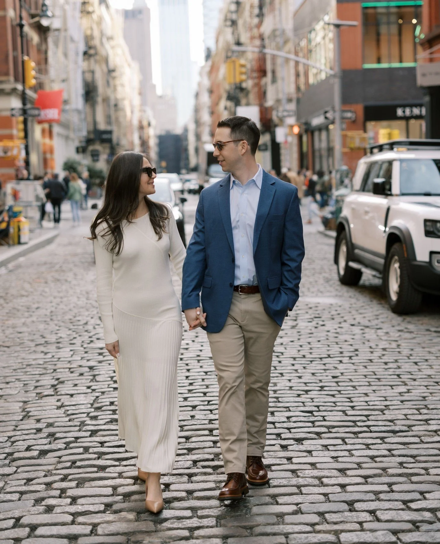 When you want an engagement session that feels like a vibe. ⁠
⁠
#nycengagementsession #nycengagement #fineartweddingphotographynyc #editorialengagementphotography