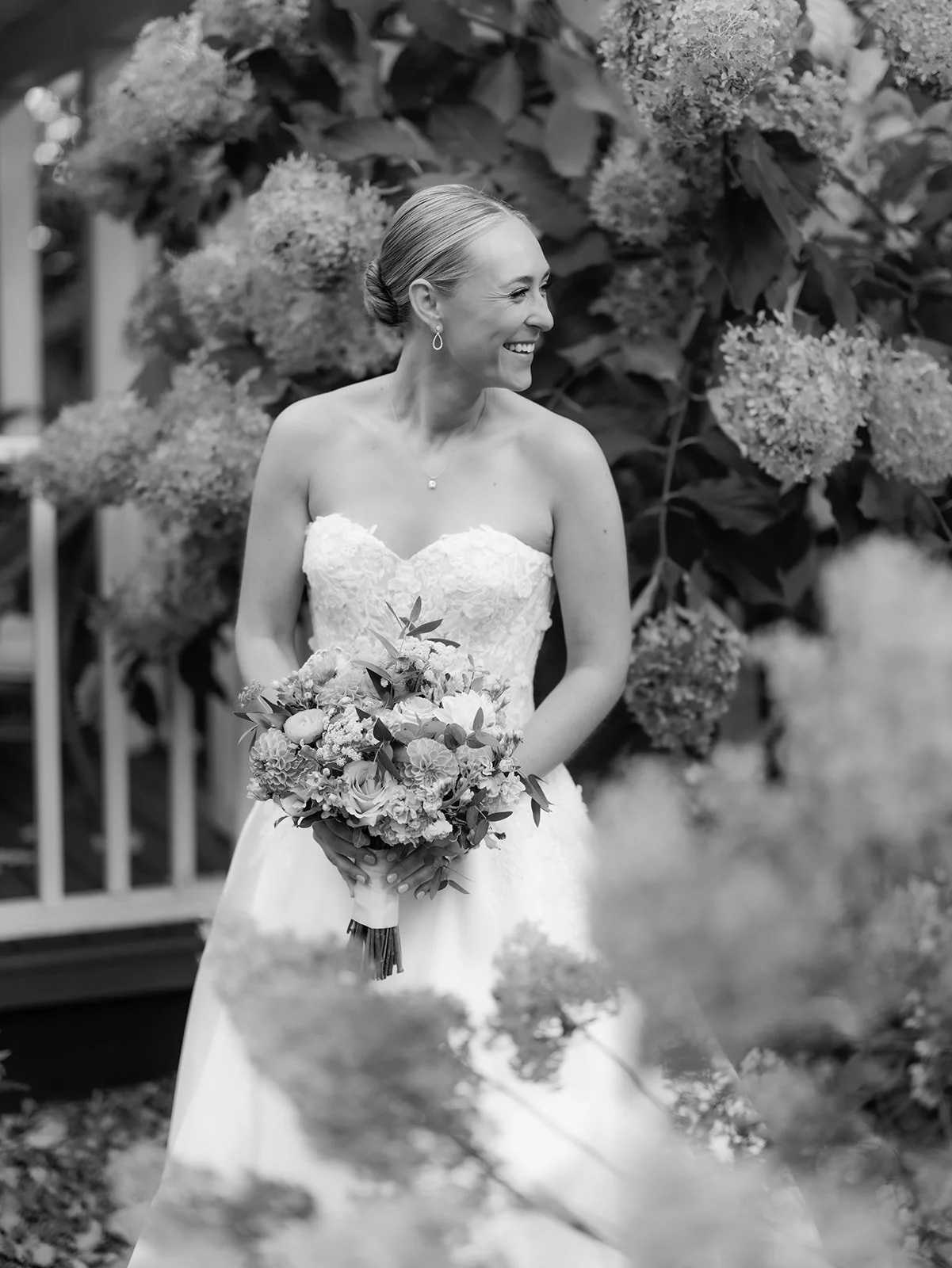 Woodway-Country-Club-Wedding-Previews-AsherGardner-19_websize.jpg