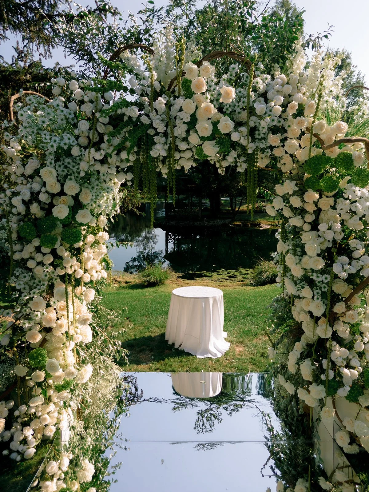 Pleasantdale-Chateau-Wedding-AsherGardner-460_websize.jpg