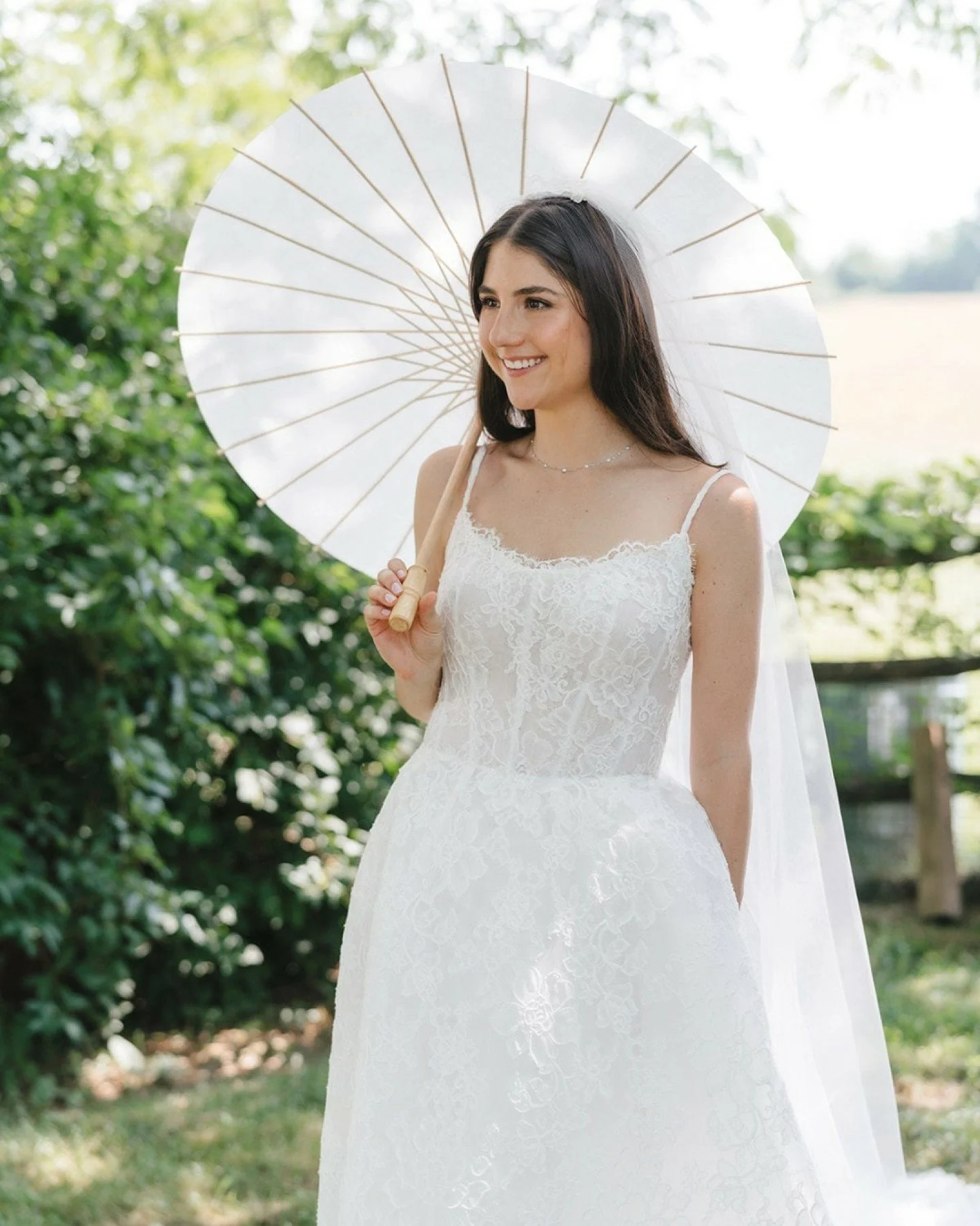 This day felt like stepping into something really special ✨🕊️

A farm that already feels lived-in and loved, filled with garden blooms, quiet corners, and the most thoughtful celebration from start to finish.

Venue @therealpioneerfarm
Florist @sher