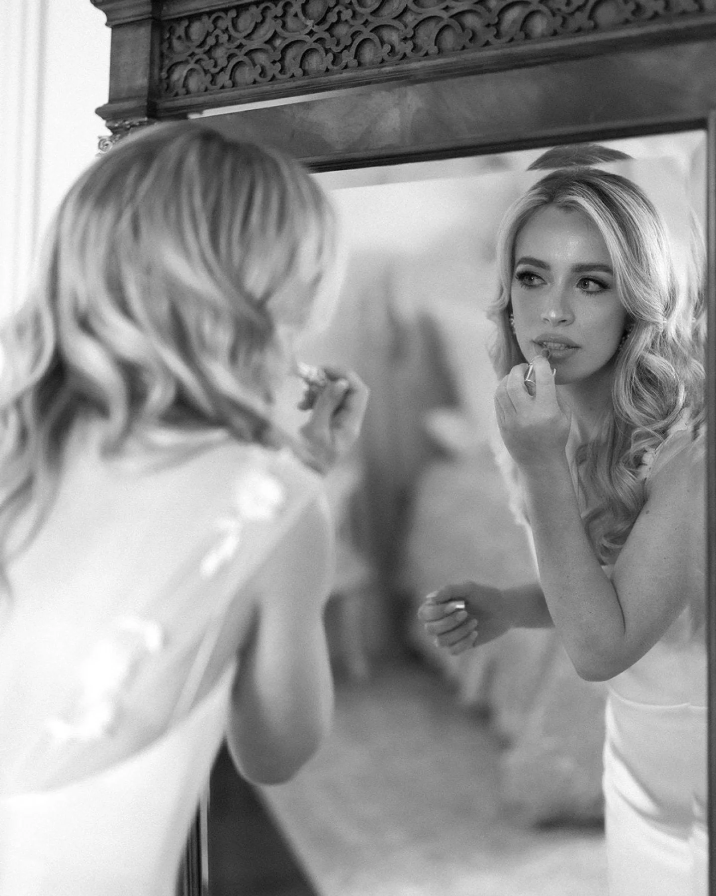 One of those in-between moments I always come back to 🤍

#countryclubwedding #golfcoursewedding #eastcoastwedding #newyorkweddingphotographer #hudsonvalleywedding