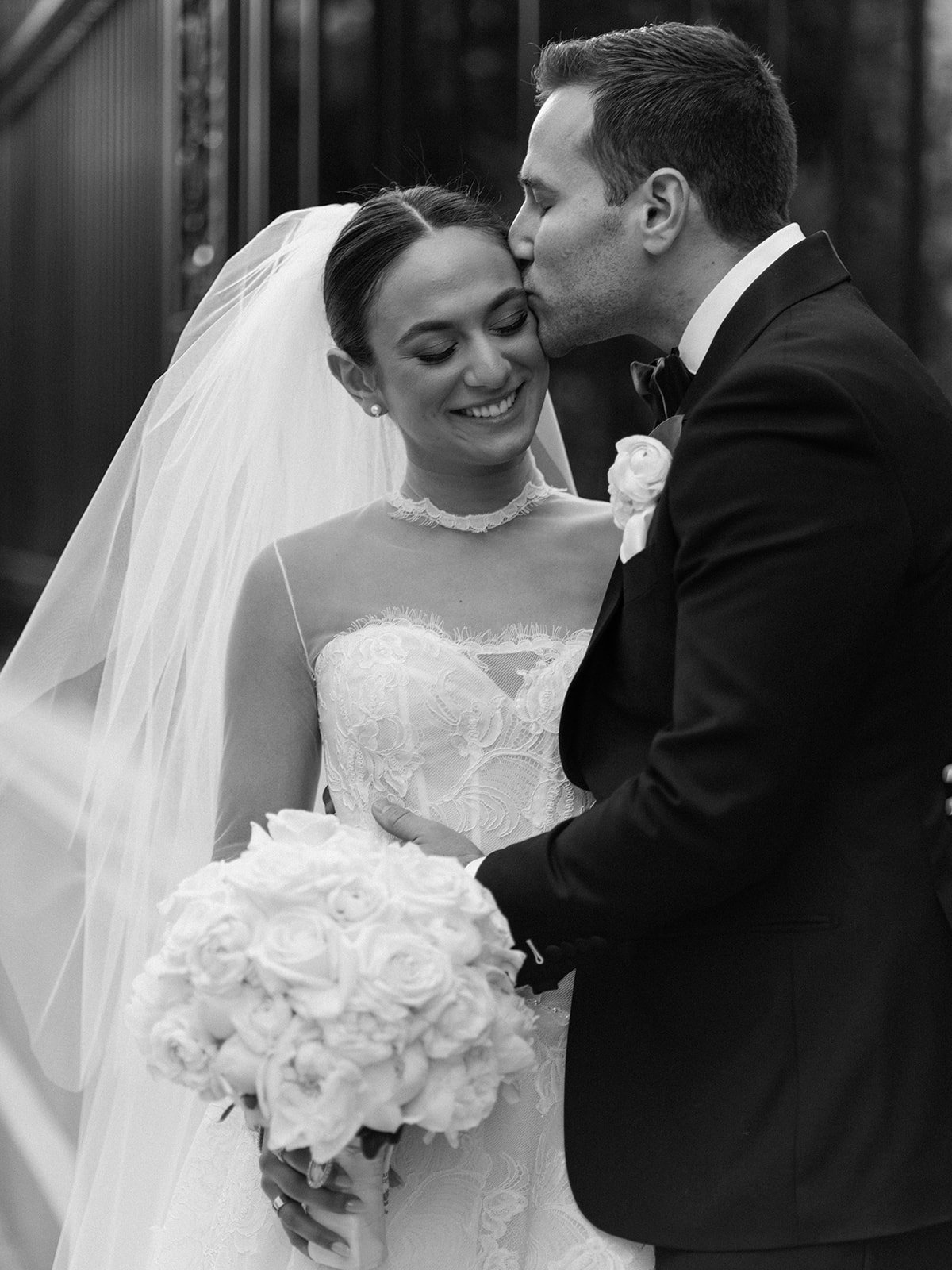 Gotham-Hall-NYC-Wedding-AsherGardner-1180-2_websize.jpg