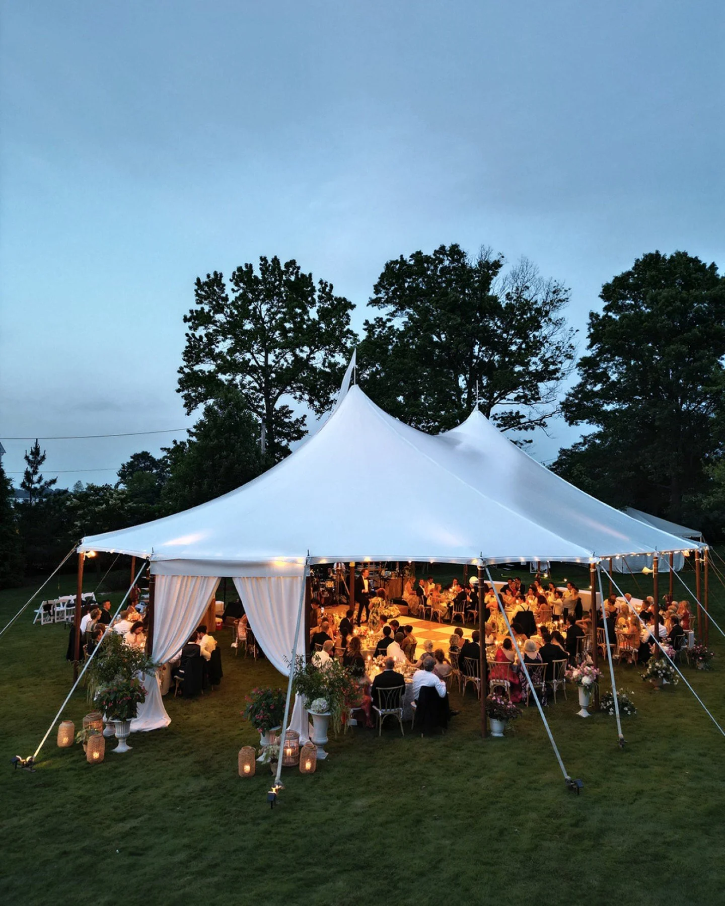 Emily &amp; Nick&rsquo;s day felt like a true elevated garden celebration at home 🤍

From the sweeping lawn overlooking the water to a cocktail hour filled with handmade Italian food prepared by family, everything felt personal and deeply rooted in 