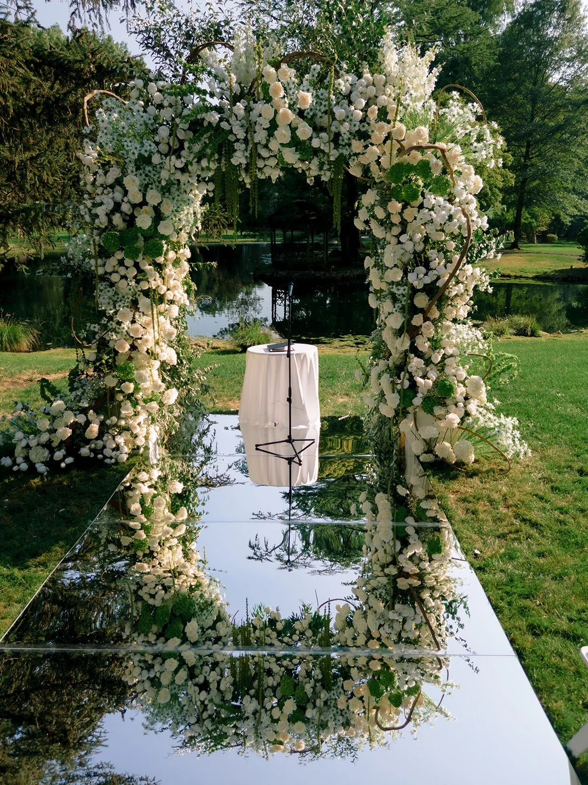 Pleasantdale-Chateau-Wedding-Previews-AsherGardner-35_websize.jpg