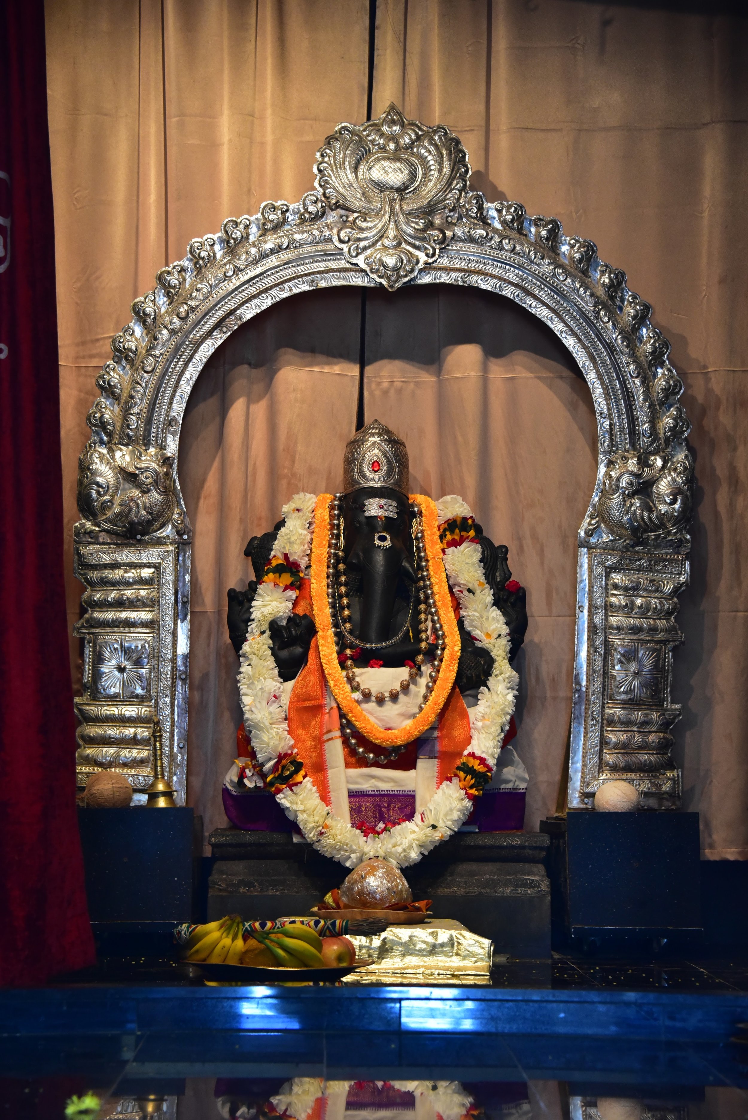 Copy of ganesha_plain_portrait.JPG