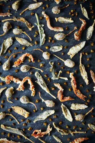 170220_TOM_REGESTER_07770600188_FOOD_PHOTOGRAPHER_DEEPFRIED_GARNISHES_CAPERS_SAGE_ANCHOVIES_4619(1)-24-28.jpg