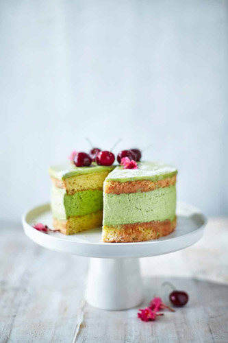 TOM_REGESTER_FOOD_PHOTOGRAPHER_160519_MATCHA_MOUSSE_CAKE_0638(1)-34-12.jpg